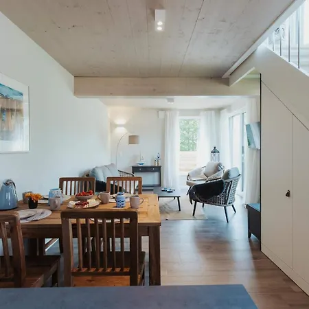 Entspannter Urlaub Im Familienhaus Nyaraló Sagard